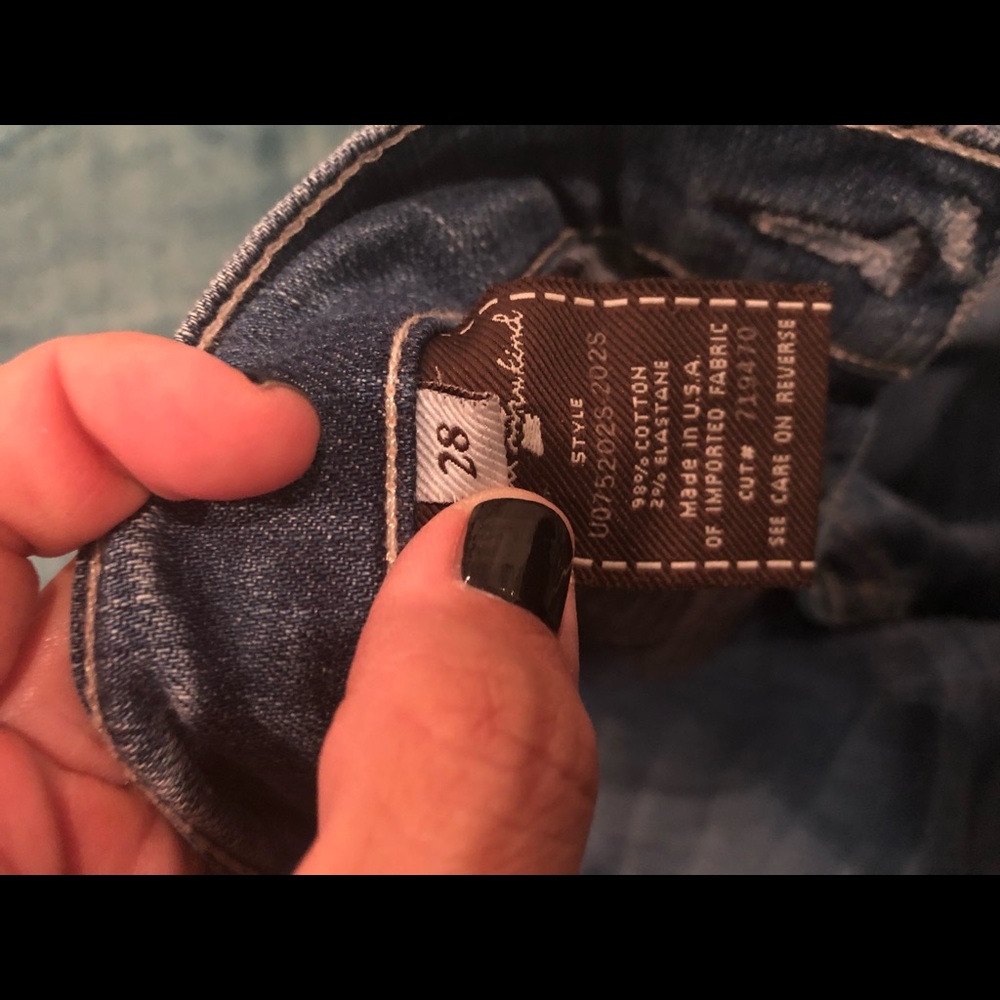 7 for all mankind Y2K distressed bootcut crop jeans 28 - Picture 3 of 5
